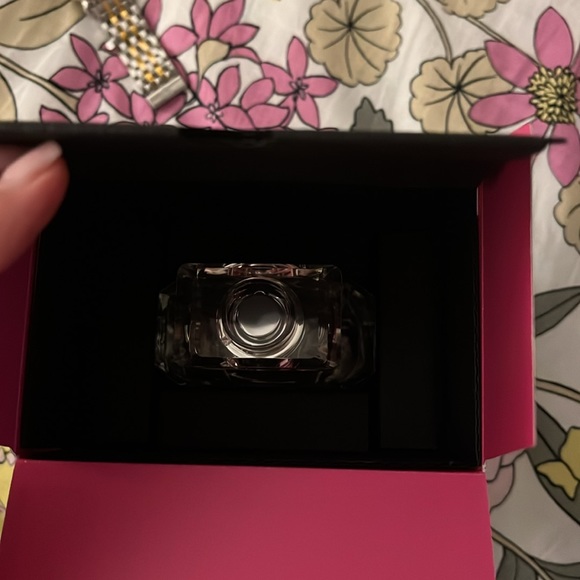 VICTORIAS SECRET BOMBSHELL IN PARIS EDP 100ml๐ - Picture 3 of 4